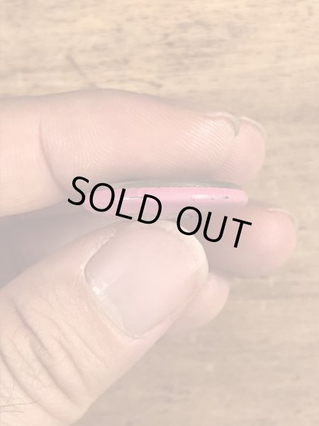 目が$マークになったスマイルフェイスのヴィンテージ缶バッチ