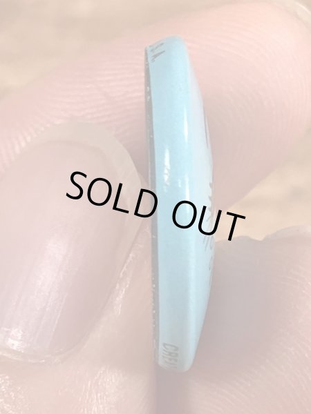 Creative House社製のスマイルフェイスのヴィンテージ缶バッチ