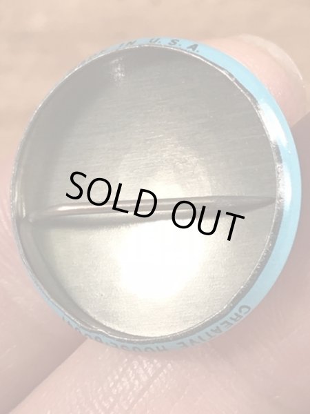 Creative House社製のスマイルのビンテージ缶バッジ