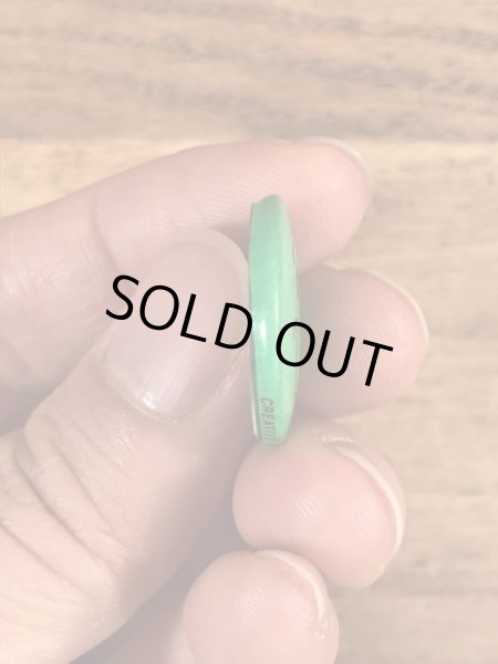 Creative House社製のスマイルのビンテージ缶バッジ