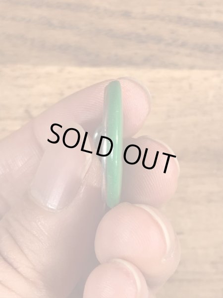 目がクローバーになったスマイルのビンテージ缶バッジ