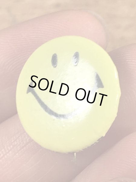 70年代頃のスマイルフェイスのヴィンテージ缶バッチ