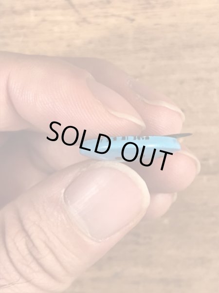 スマイルフェイスのブリキ製のヴィンテージ缶バッチ