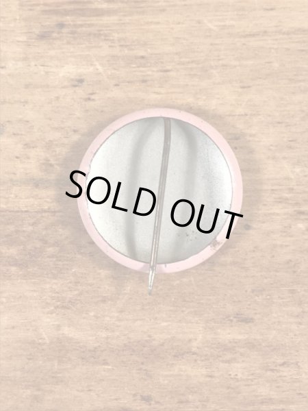 Creative House社製のスマイルフェイスのヴィンテージ缶バッチ