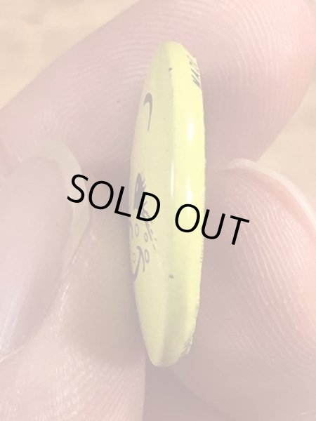 Creative House社製のスマイルのビンテージ缶バッジ