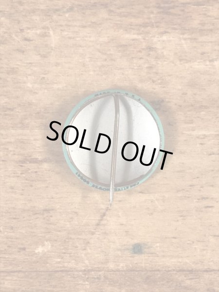 スマイルフェイスのブリキ製のヴィンテージ缶バッチ