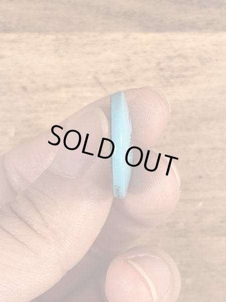 Creative House社製のスマイルのビンテージ缶バッジ