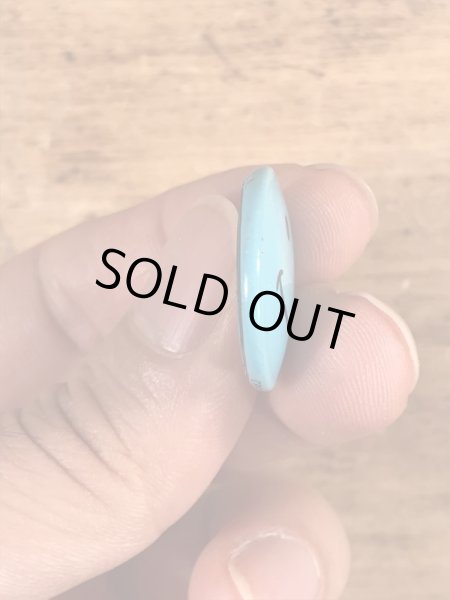 スマイルの顔が描かれたビンテージ缶バッジ