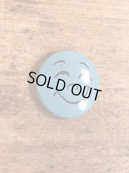 スマイルの顔が描かれたビンテージ缶バッジ