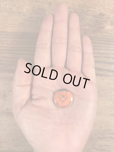 I'm Confusedの顔が描かれたビンテージ缶バッジ