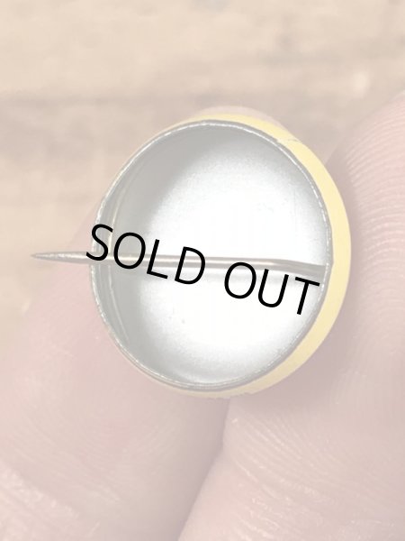 スマイルフェイスのブリキ製のヴィンテージ缶バッチ