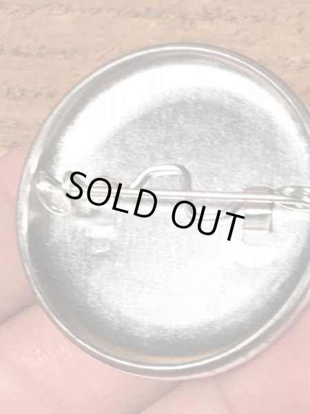 80年代頃の企業物のビンテージ缶バッジ