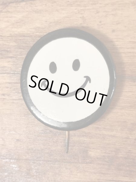 70年代〜頃のスマイルフェイスのヴィンテージ缶バッチ