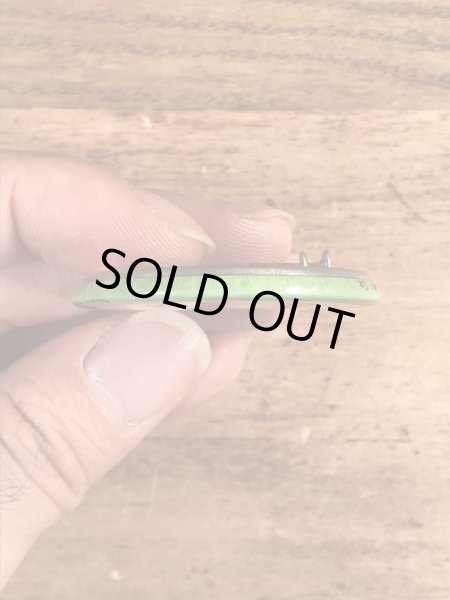 80年代頃のメッセージが書かれたヴィンテージ缶バッチ