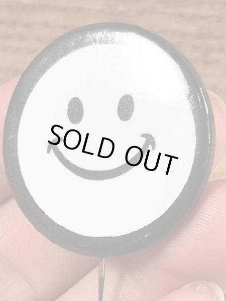 70年代〜頃のスマイルフェイスのヴィンテージ缶バッチ