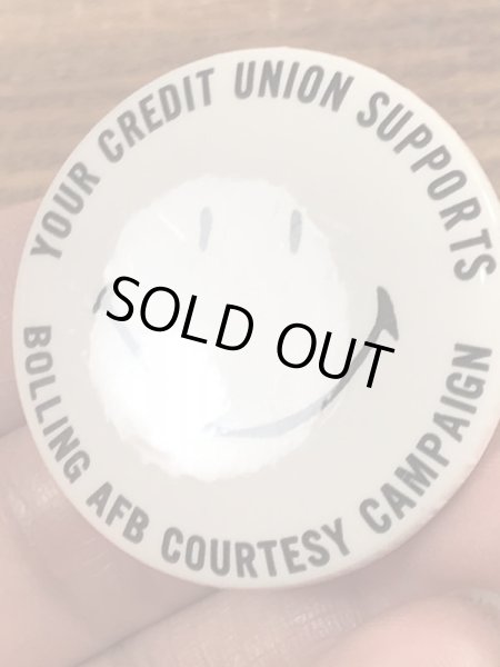 70年代〜頃の信用組合のスマイルフェイスのヴィンテージ缶バッチ