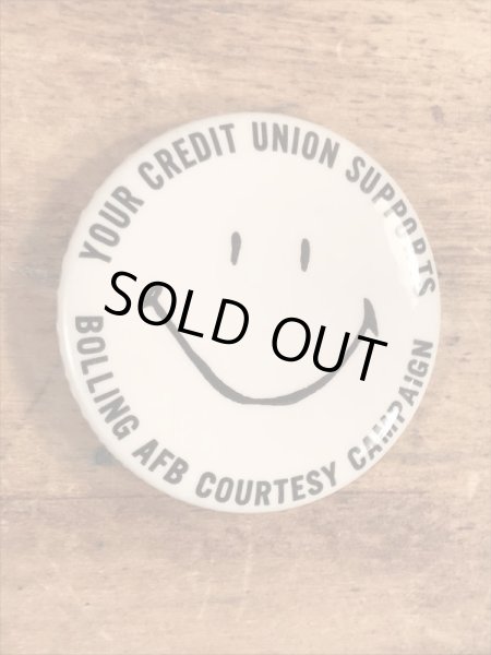 70年代〜頃の信用組合のスマイルのビンテージ缶バッジ