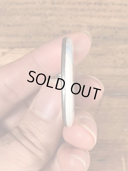 80年代頃の企業物のビンテージ缶バッジ