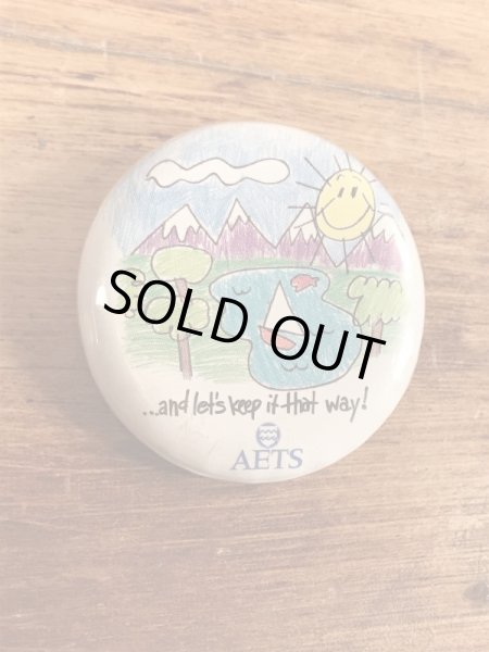 80年代頃の企業物のビンテージ缶バッジ