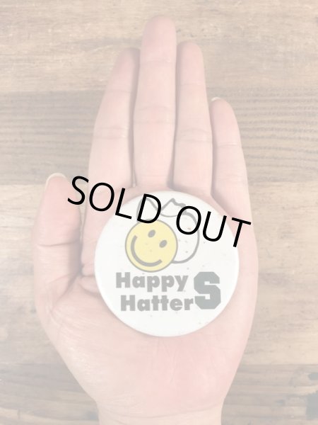 70年代〜頃のハットを被ったスマイルのビンテージ缶バッジ