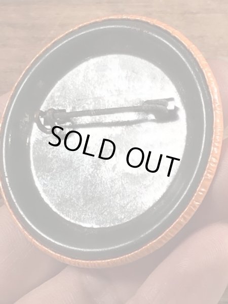 70年代〜頃のShitが描かれたビンテージ缶バッジ