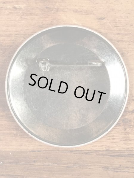 70年代〜頃のハットを被ったスマイルフェイスのヴィンテージ缶バッチ