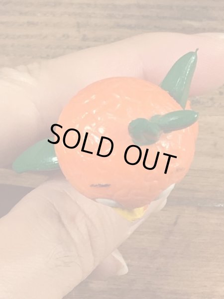 70年代頃のオレンジバードのビンテージPVCフィギュア