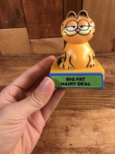 画像1: Garfield “Big Fat Hairy Deal” Plastic Push Gimmick Toy　ガーフィールド　ビンテージ　ギミックトイ　80年代