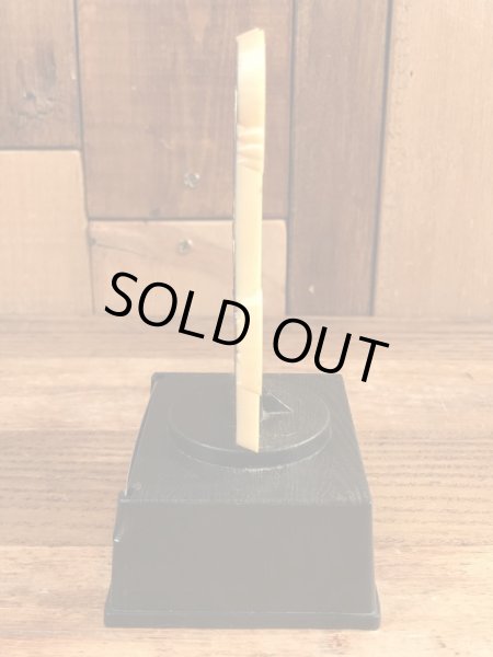 アビバ社製のガーフィールドのヴィンテージのトロフィー