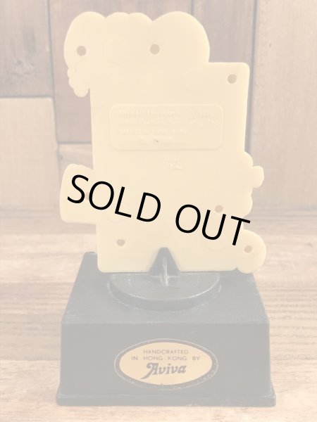 アビバ社製のガーフィールドのヴィンテージのトロフィー