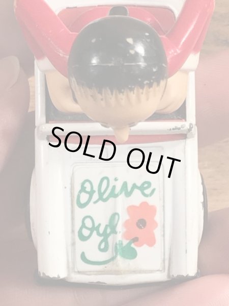 マッチボックス社製のポパイのオリーブのヴィンテージのダイキャストミニカー