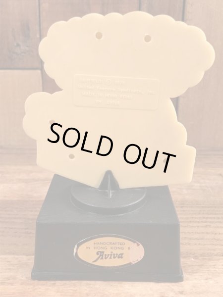 Aviva社製のガーフィールドのヴィンテージのトロフィー