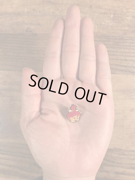 80年代頃のフリントストーンのペブルスのヴィンテージピンバッジ