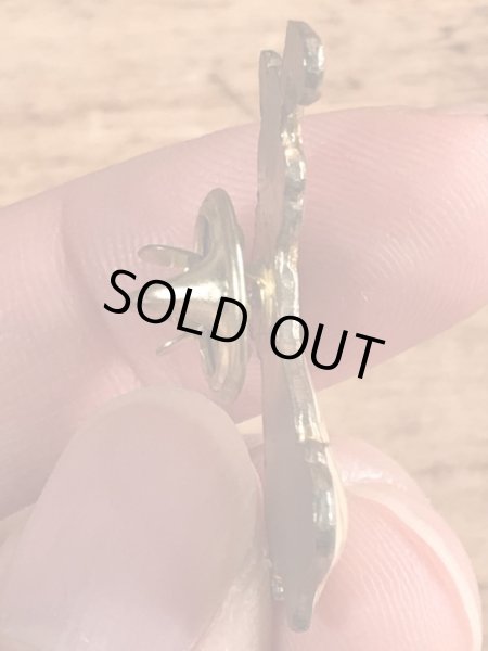 80年代頃のルーニーテューンズのペペルピューのビンテージピンズ