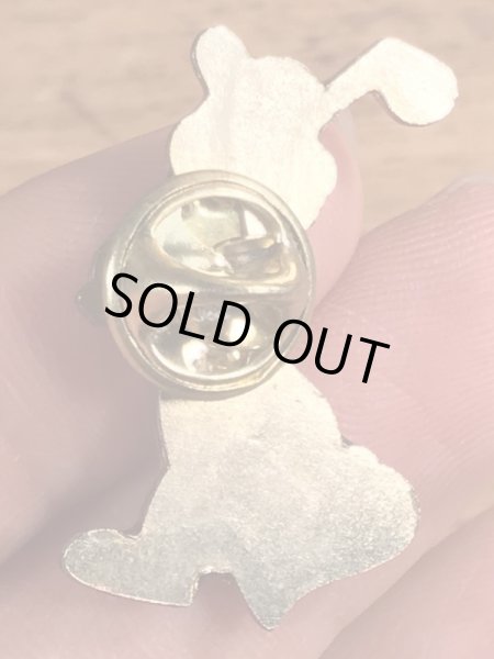 80年代頃のルーニーテューンズのペペルピューのビンテージピンズ