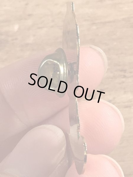 80年代〜頃のルーニーテューンズのトゥイーティーのビンテージピンバッジ