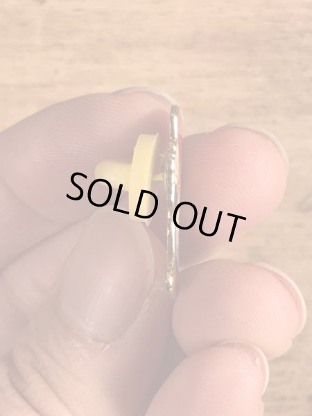 80年代頃のウッディーウッドペッカーのビンテージピンバッジ