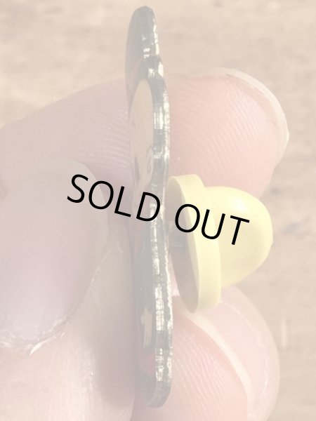 80年代頃のルーニーテューンズのエルマーファッドのヴィンテージピンズ