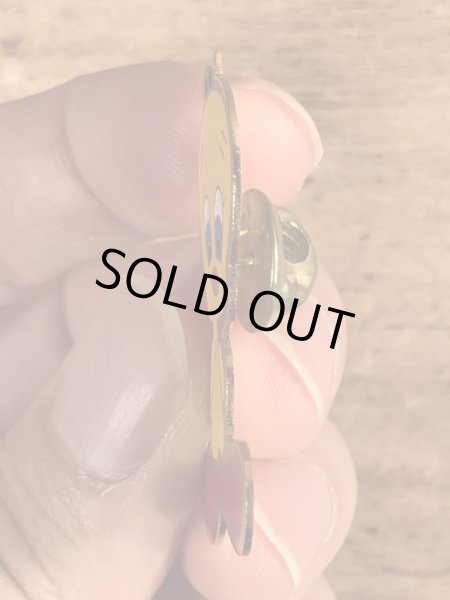 80年代〜頃のルーニーテューンズのトゥイーティーのビンテージピンバッジ