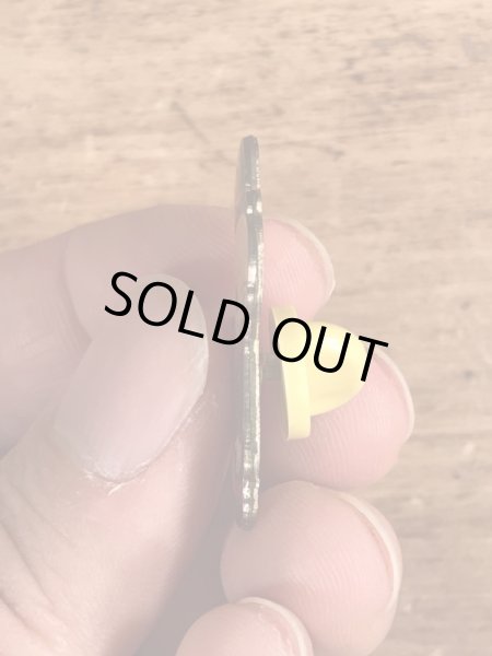 80年代頃のルーニーテューンズのエルマーファッドのビンテージピンバッジ