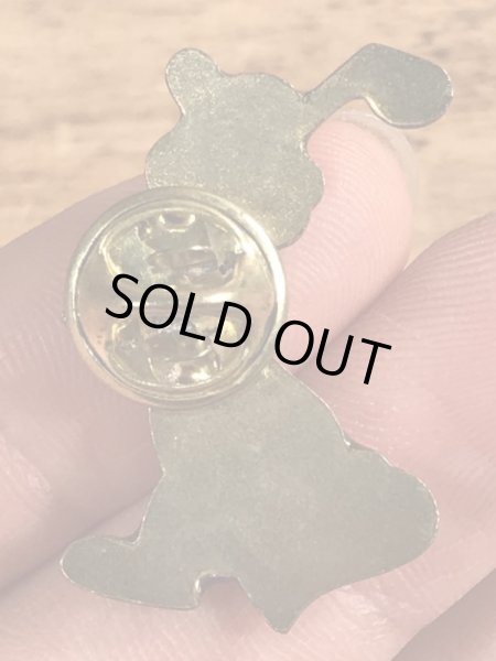 80年代頃のルーニーテューンズのペペルピューのビンテージピンズ