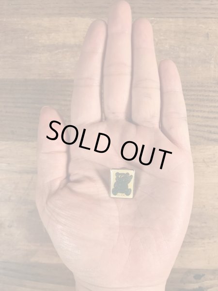 80年代頃のClickのエナメル加工のヴィンテージピンズ