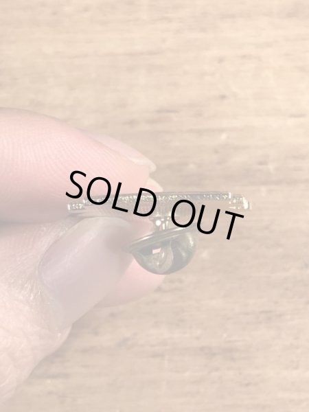 80年代頃のルーニーテューンズのバッグスバニーのヴィンテージピンズ