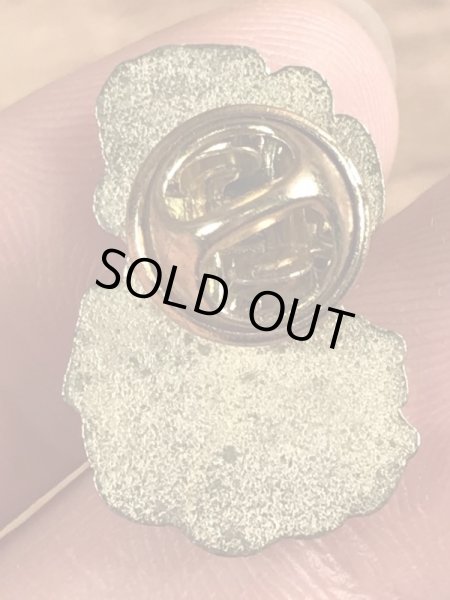 80年代頃のサンタクロースのビンテージピンバッジ