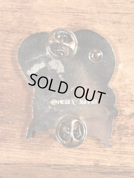 80年代頃のロジャーラビットのヴィンテージピンズ