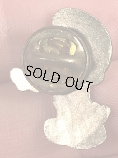 80年代頃のスマーフのビンテージピンバッジ