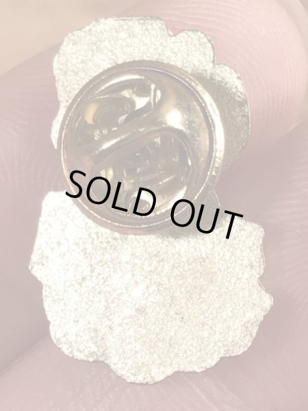 80年代頃のサンタクロースのヴィンテージピン