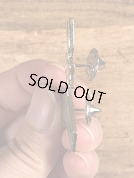 80年代頃のロジャーラビットのビンテージピンバッジ