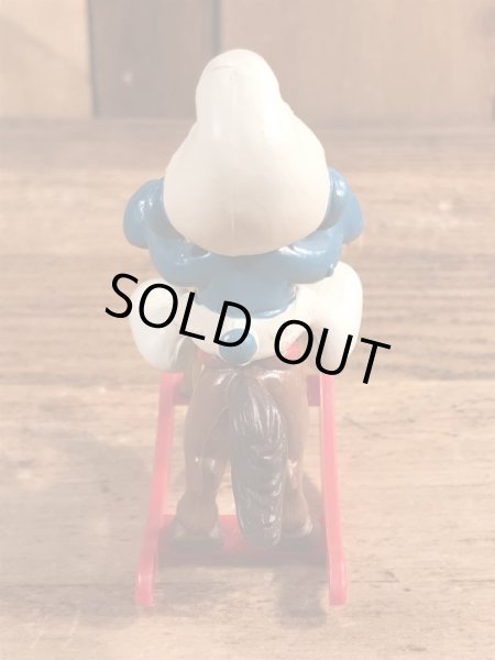 ロッキングホースに乗ったスーパースマーフのヴィンテージPVCフィギュア