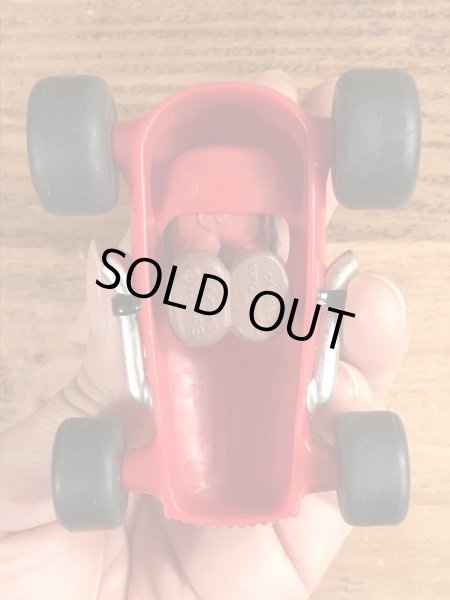 レーシングカーに乗ったスーパースマーフのヴィンテージPVCフィギュア